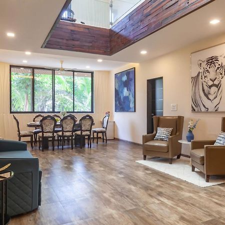 Stayvista'S Firefly Mountain Retreat - Villa With Private Pool, Gazebo & Terrace カルジャット エクステリア 写真