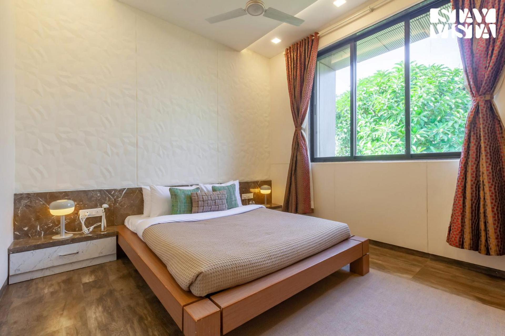 Stayvista'S Firefly Mountain Retreat - Villa With Private Pool, Gazebo & Terrace カルジャット エクステリア 写真