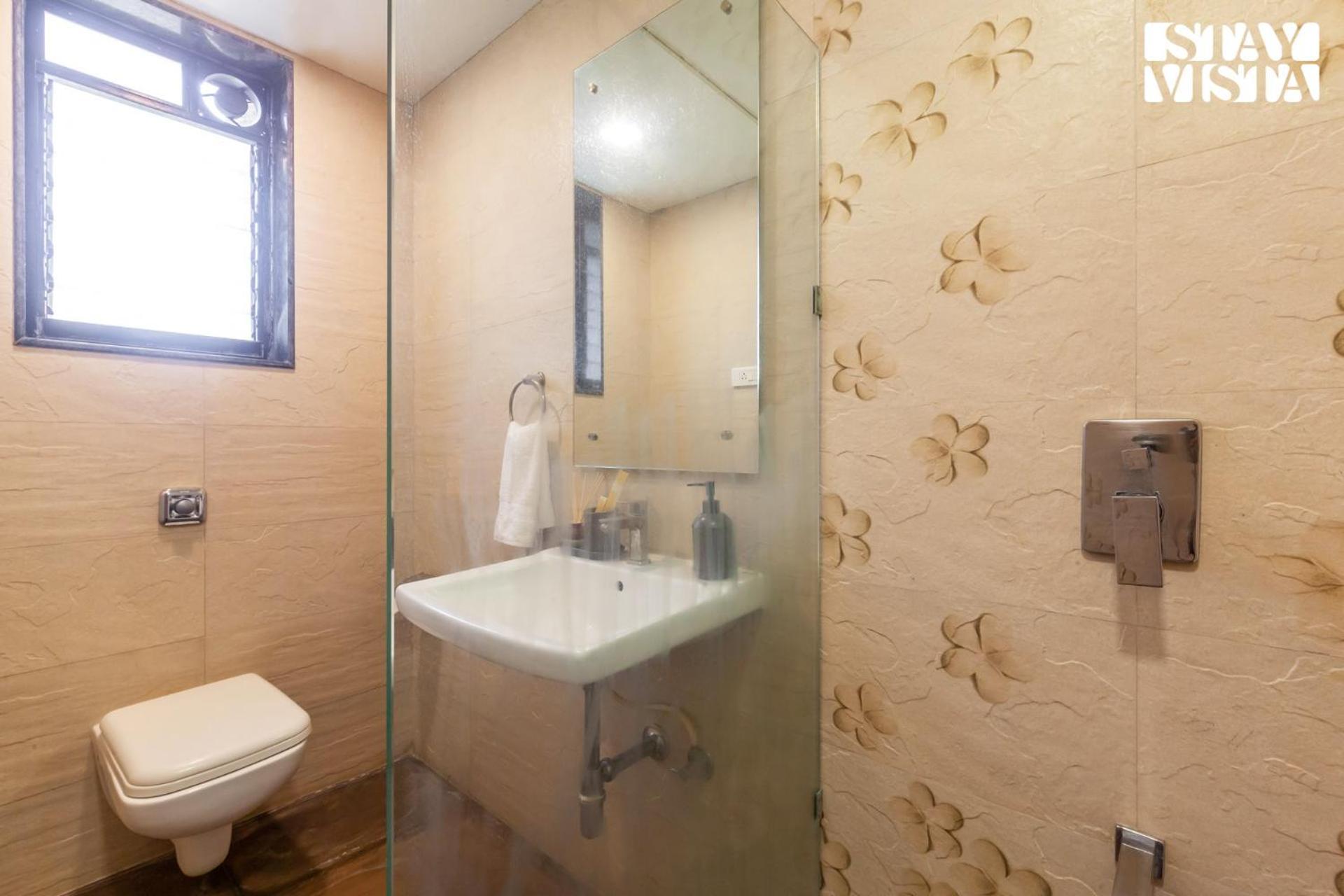 Stayvista'S Firefly Mountain Retreat - Villa With Private Pool, Gazebo & Terrace カルジャット エクステリア 写真